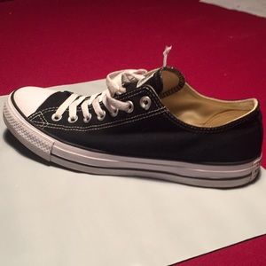 Men's low top chuck Taylor  converse all stars